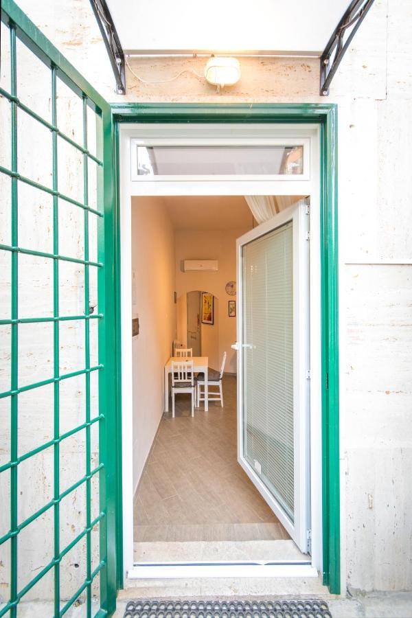 Vercelli Guest House Near San Giovanni Rom Exterior foto